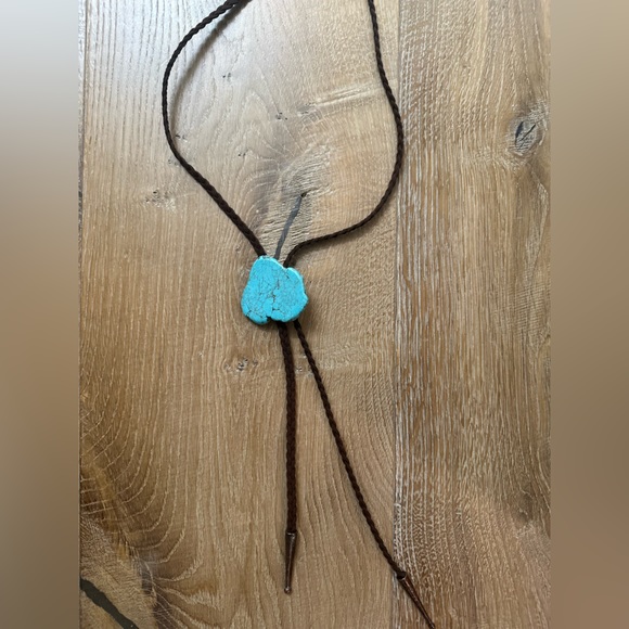 Turquoise stone bolo tie - Picture 6 of 6